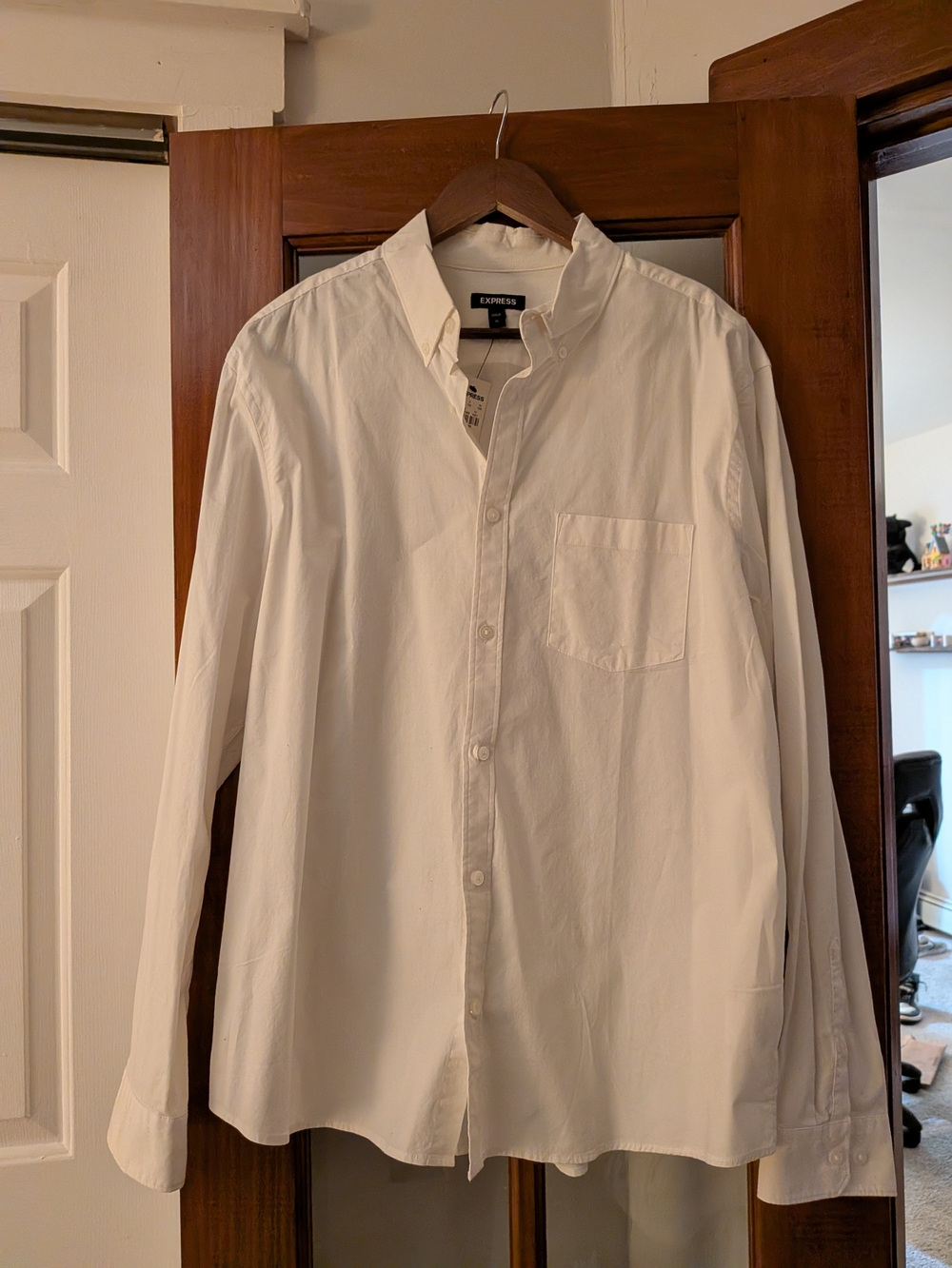 Express Men's White Button-Down Dress Shirt